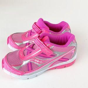 NWOT Baby Ride 7 saucony pink shoes